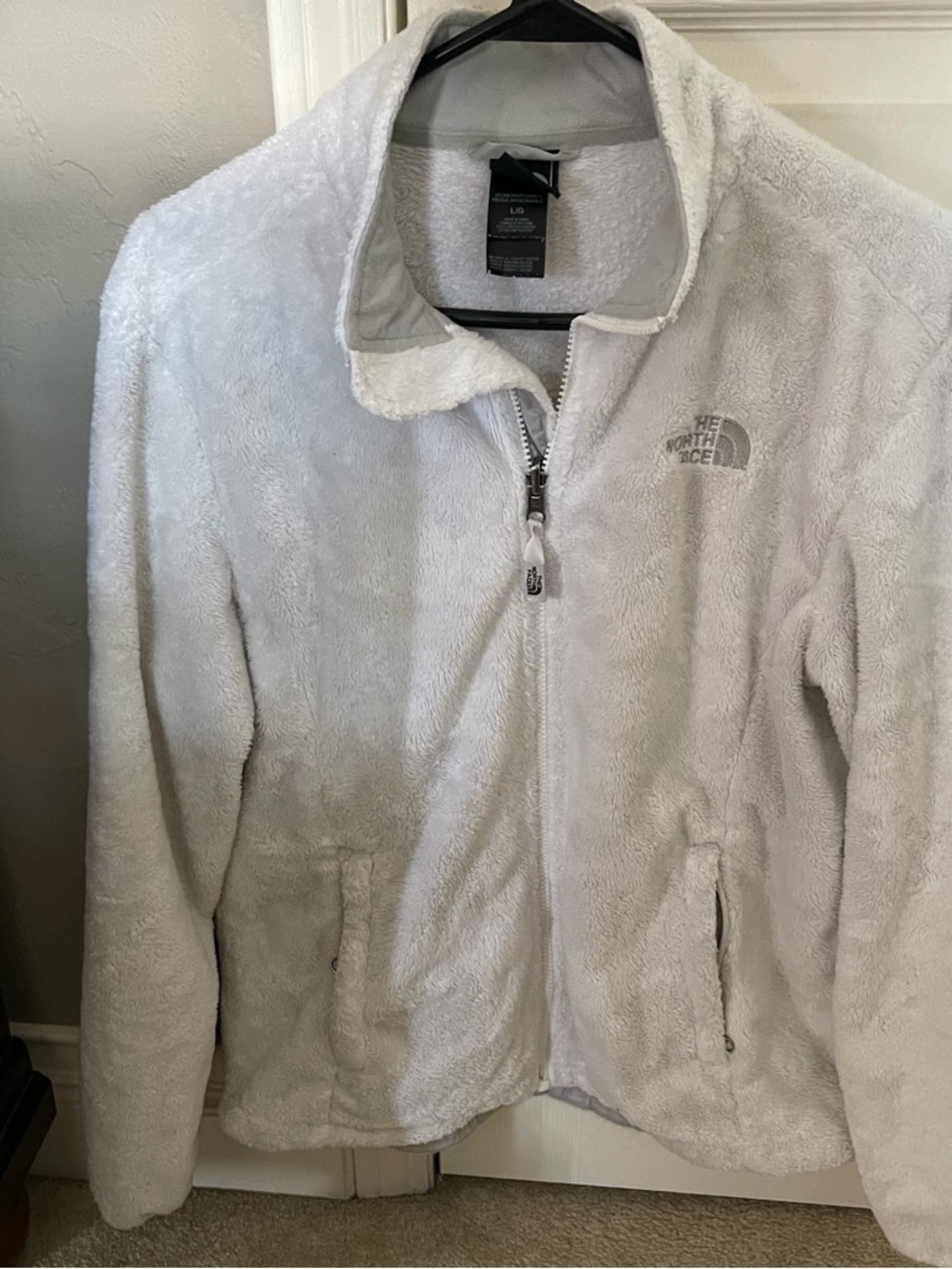 The North Face Women's White Cozy Fleece Jacket